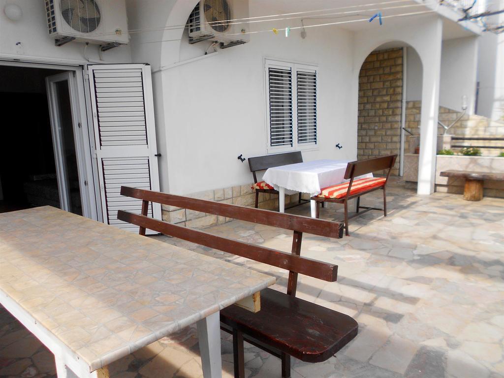 Apartments Anka Duće Εξωτερικό φωτογραφία
